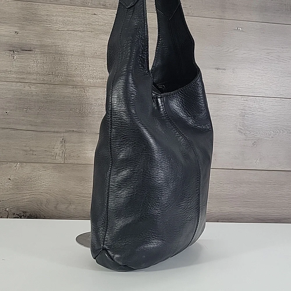 Duluth Trading Co. Black Leather Hobo Crossbody Shoulder Bag